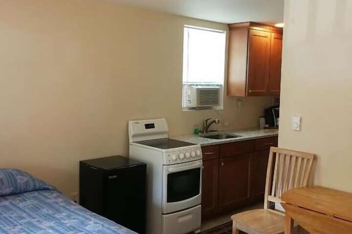 Room 18 of 29