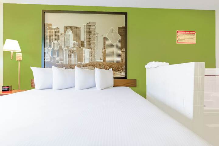 Room 41 of 61