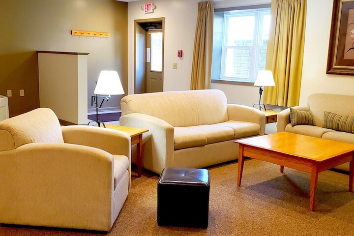 Room 75 of 91
