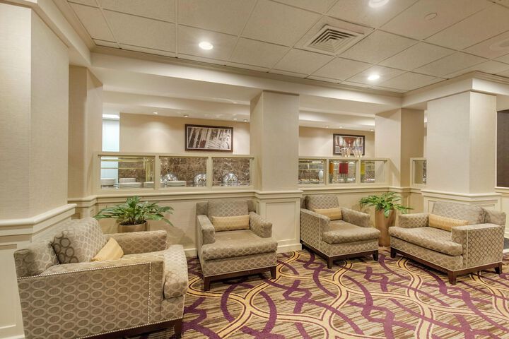 DoubleTree by Hilton Downtown Wilmington - Legal District
