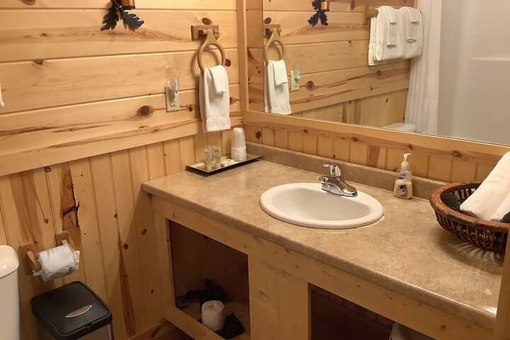 Nacoochee Valley Lodge