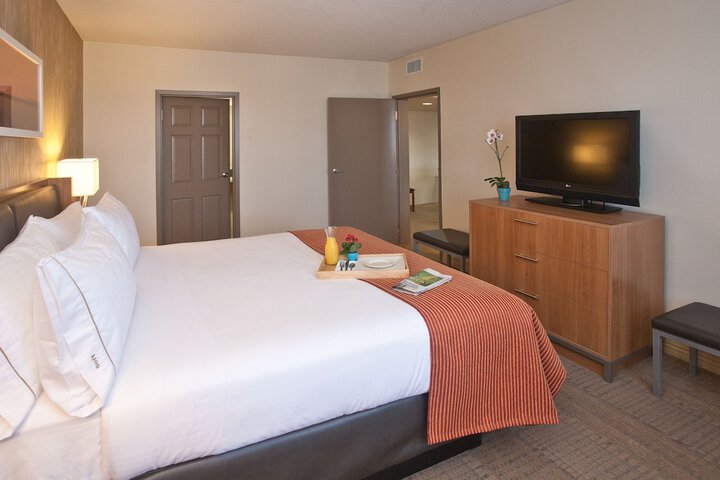 Holiday Inn Express San Francisco Airport South by IHG