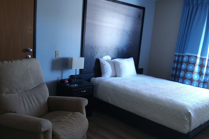 Room 6 of 29