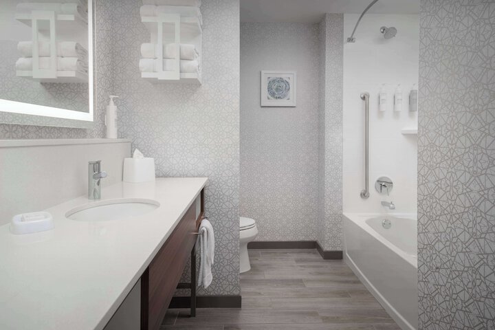 Hampton Inn & Suites Naples South