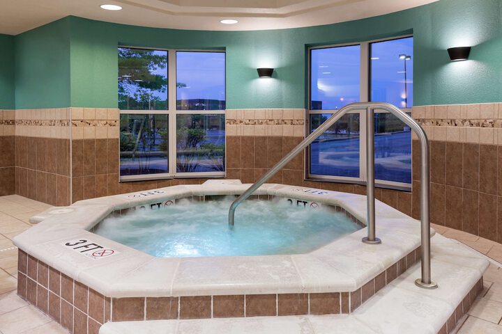 Homewood Suites by Hilton Cleveland-Beachwood