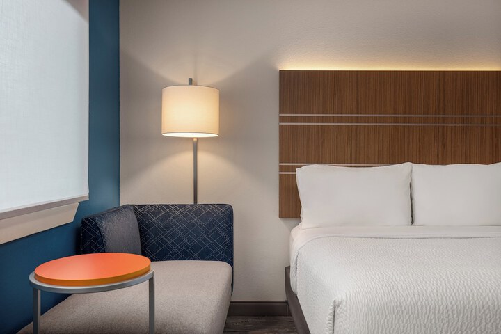 Holiday Inn Express & Suites-Dripping Springs - Austin Area by IHG