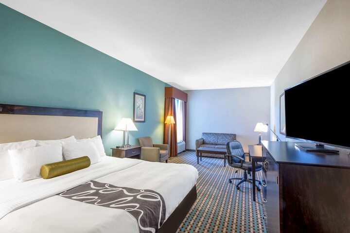 La Quinta Inn & Suites by Wyndham Ely