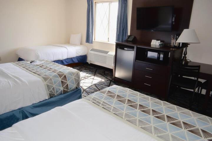 Room 5 of 19