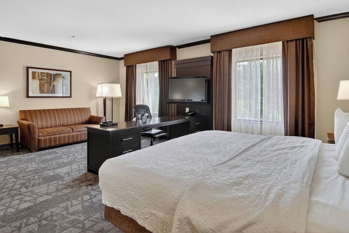 Hampton Inn & Suites Longview North