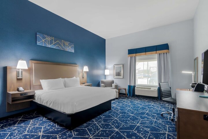 Room 21 of 49
