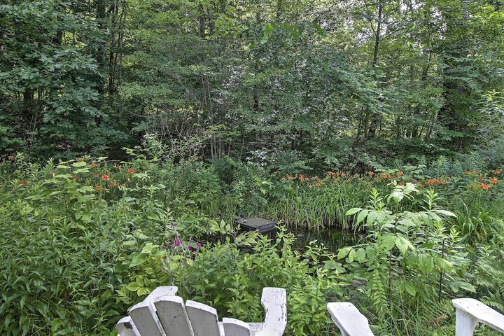 Historic Huntington Home - Walk to Westfield River