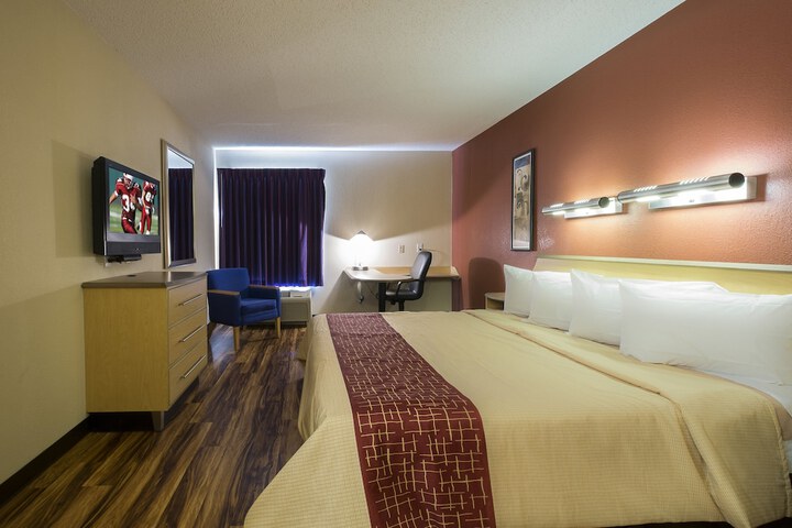 Room 11 of 24