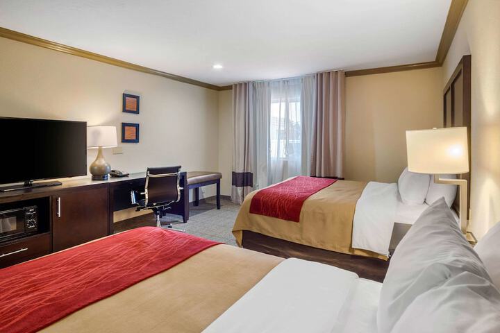 Room 20 of 34