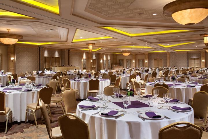 Ballroom/Hall 25 of 35