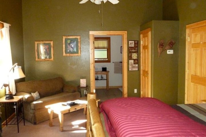BLACK BEAR INN