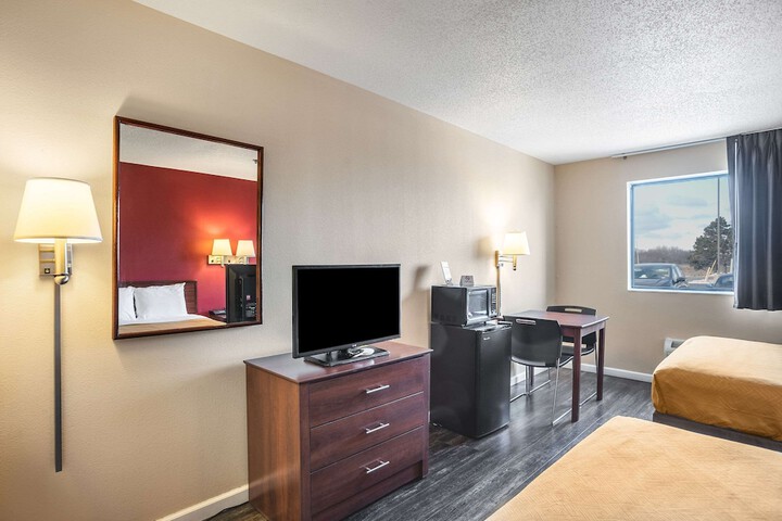 Room 22 of 26