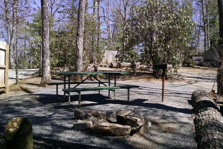 Linville Falls Campground RV Park, and Cabins