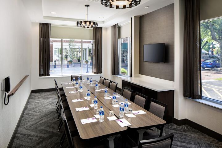 Hyatt Place Sumter / Downtown