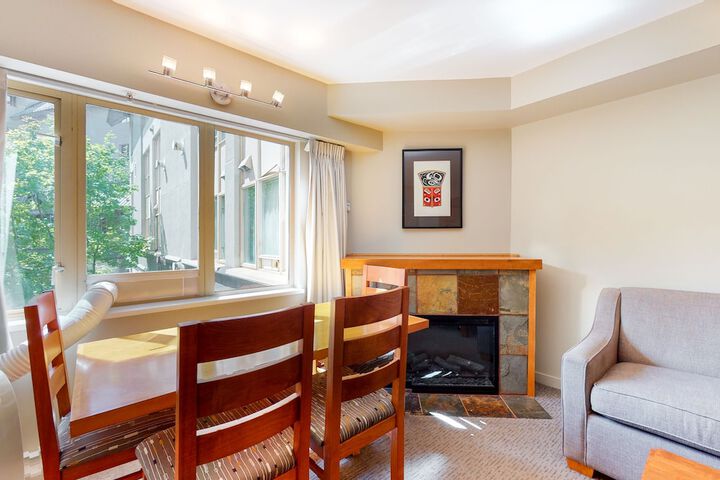 Whistler Peak Lodge