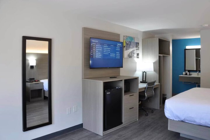 Clarion Greenville Airport Inn