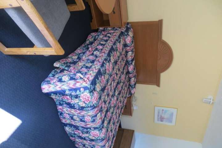 Room 39 of 42