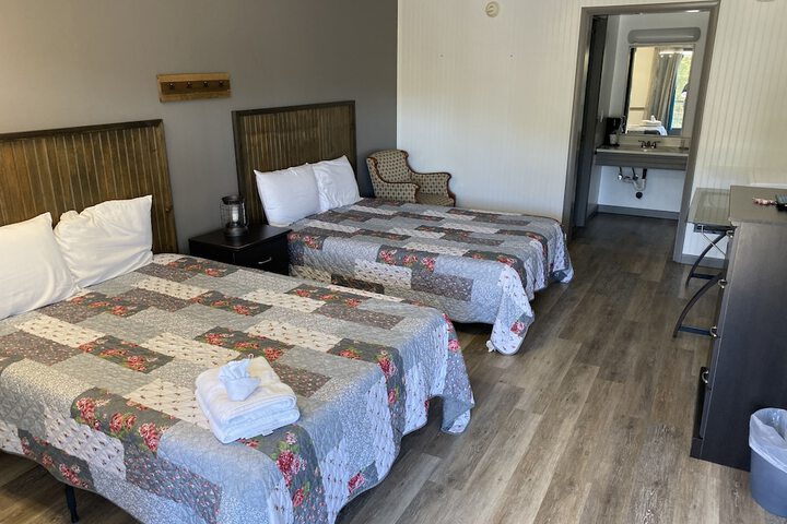 Blue Ridge Rustic Inn