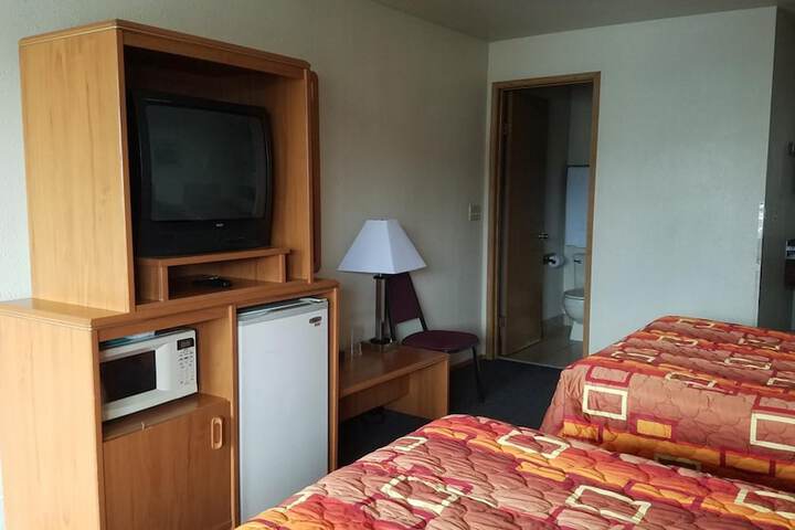 Room 32 of 57