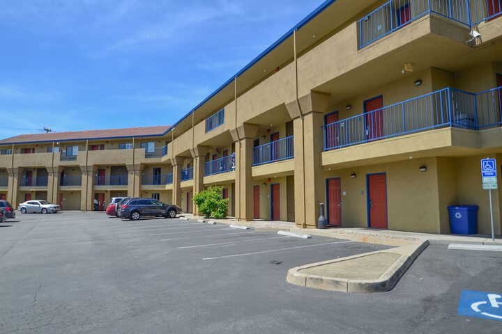 Hotel 4 of 38