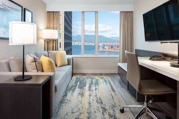 Delta Hotels by Marriott Vancouver Downtown Suites - Downtown Vancouver