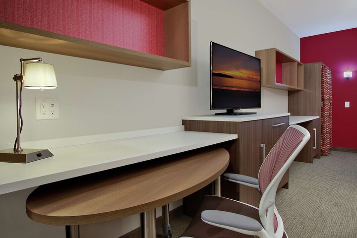 Room 15 of 32