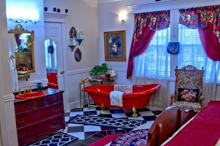 Room 68 of 171