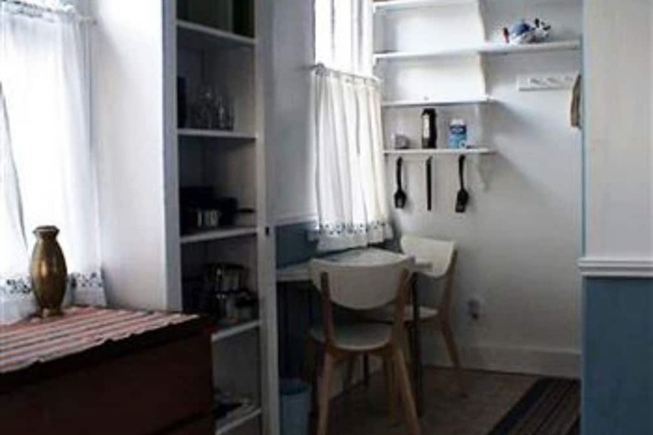 Room 5 of 13