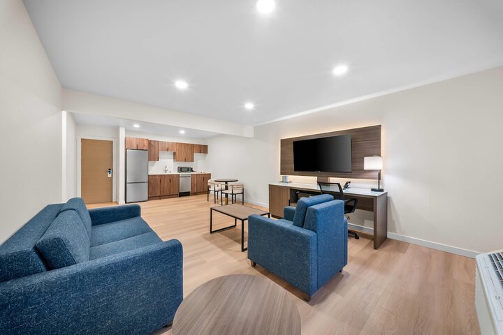 Clarion Pointe Kent - Seattle South