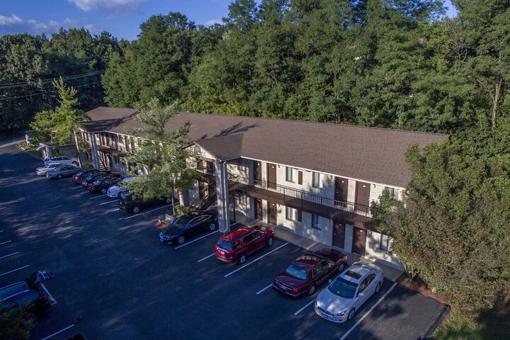 Hotel 2 of 72