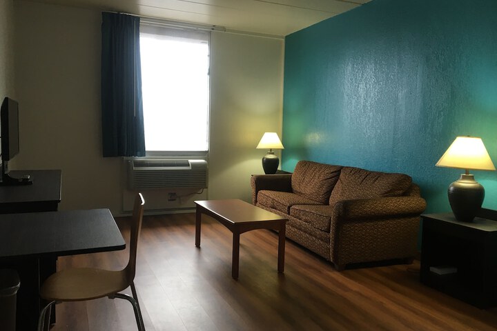 FairBridge Inn Express Melrose Park