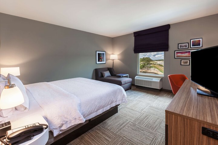 Room 35 of 50
