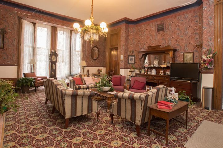Room 14 of 32