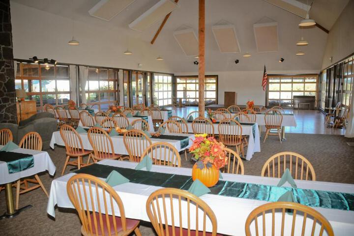Bend-Sunriver Camping Resort Studio Cabin 8