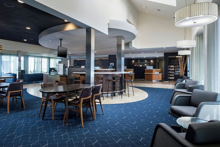 Hotel Interior 11 of 44