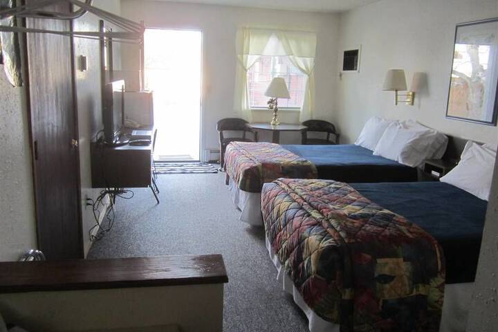 Room 33 of 56