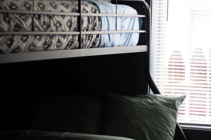 Room 16 of 34