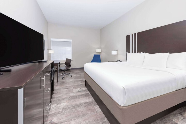 La Quinta Inn & Suites by Wyndham Tyler - University Area