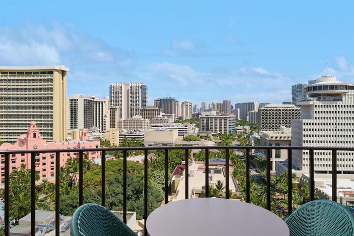 OUTRIGGER Waikiki Beach Resort