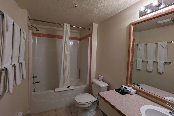 Room 34 of 82