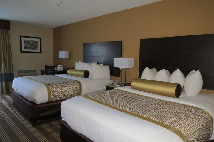 Room 18 of 39