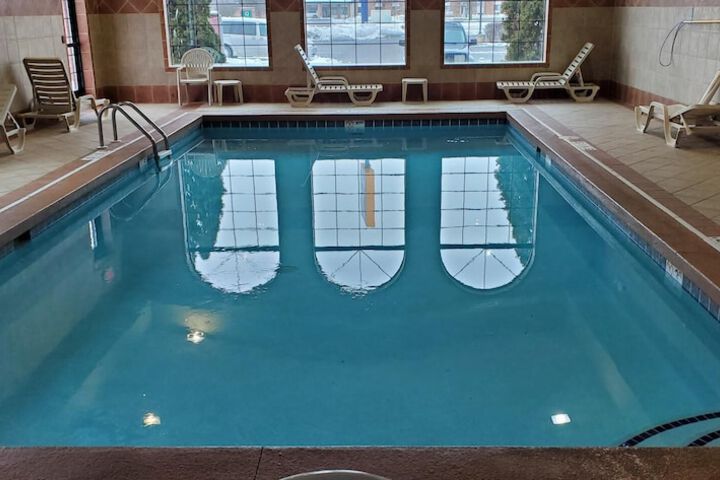 Comfort Suites Grand Rapids South
