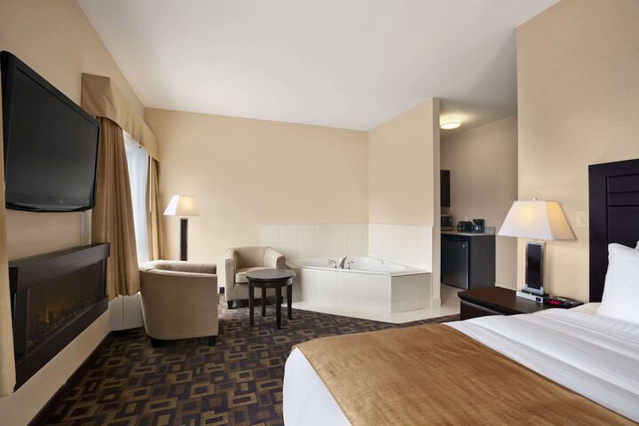 Room 10 of 22