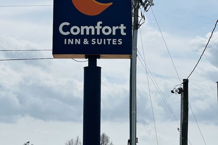 Hotel 1 of 65