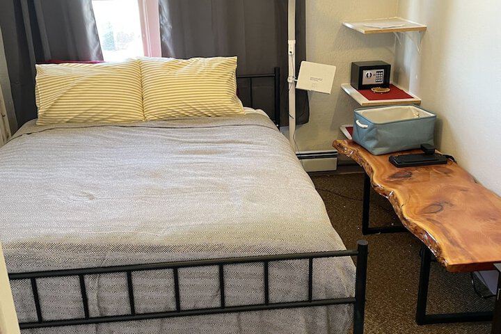 Room 48 of 104