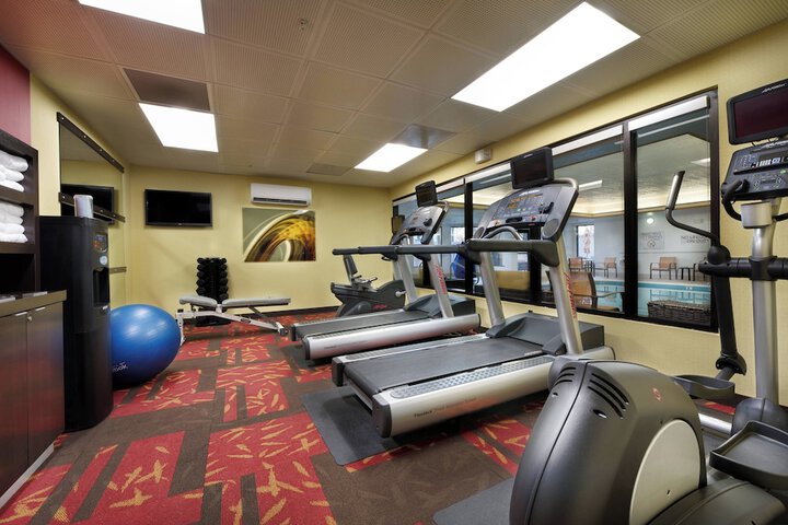 Courtyard by Marriott Mishawaka-University Area